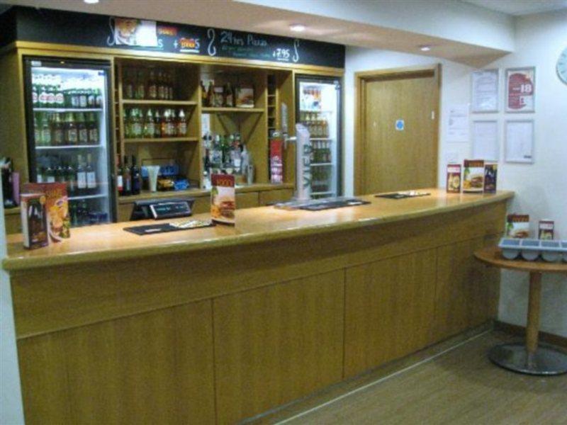 Travelodge Croydon Central Extérieur photo