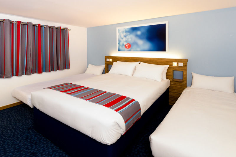 Travelodge Croydon Central Extérieur photo