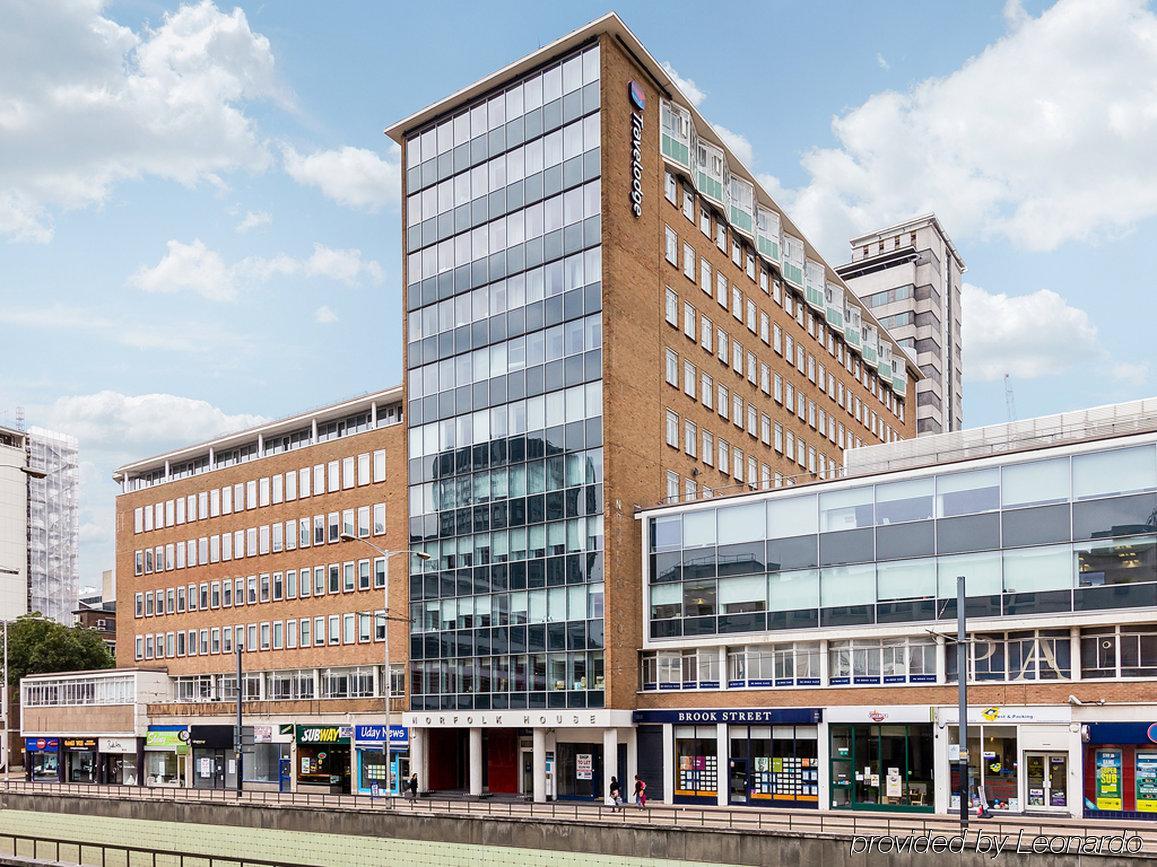 Travelodge Croydon Central Extérieur photo