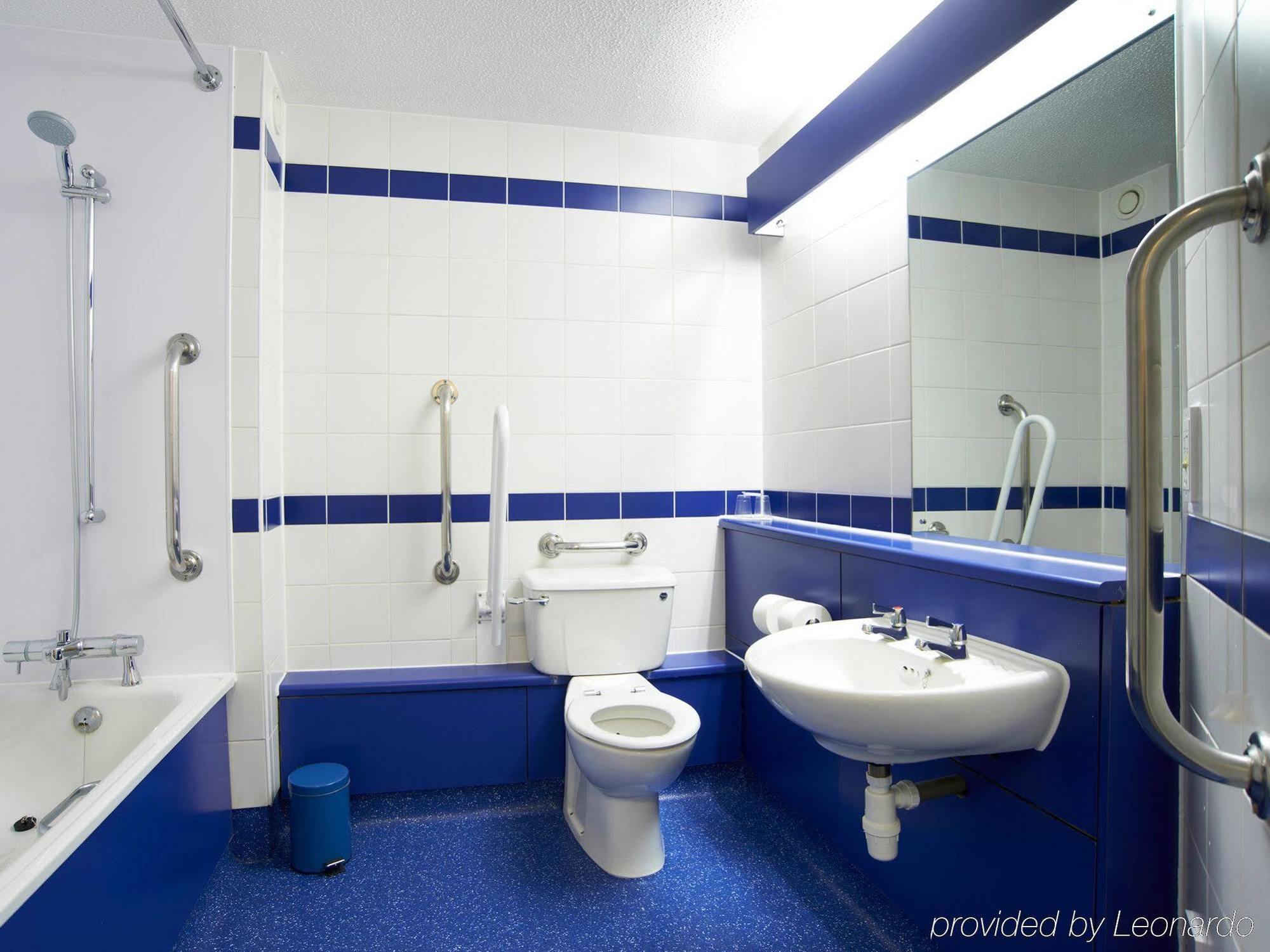 Travelodge Croydon Central Extérieur photo