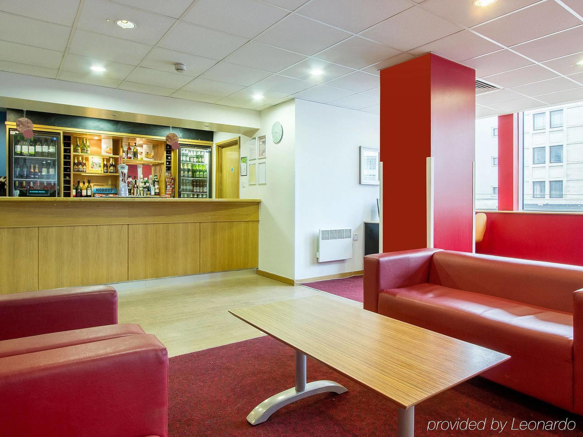Travelodge Croydon Central Extérieur photo