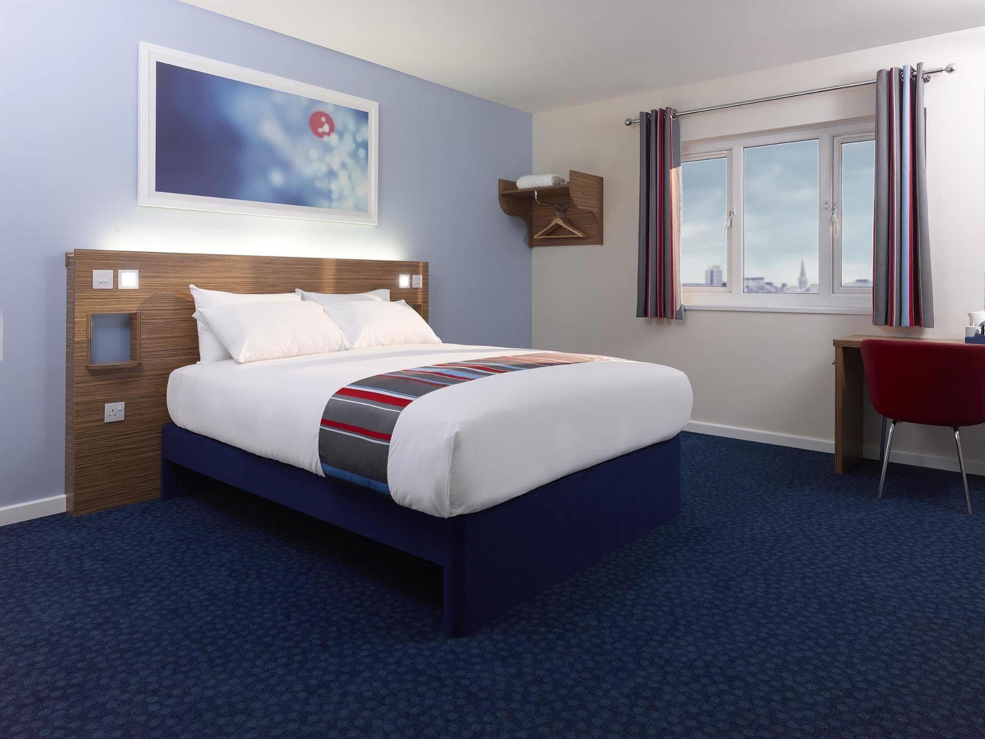 Travelodge Croydon Central Extérieur photo