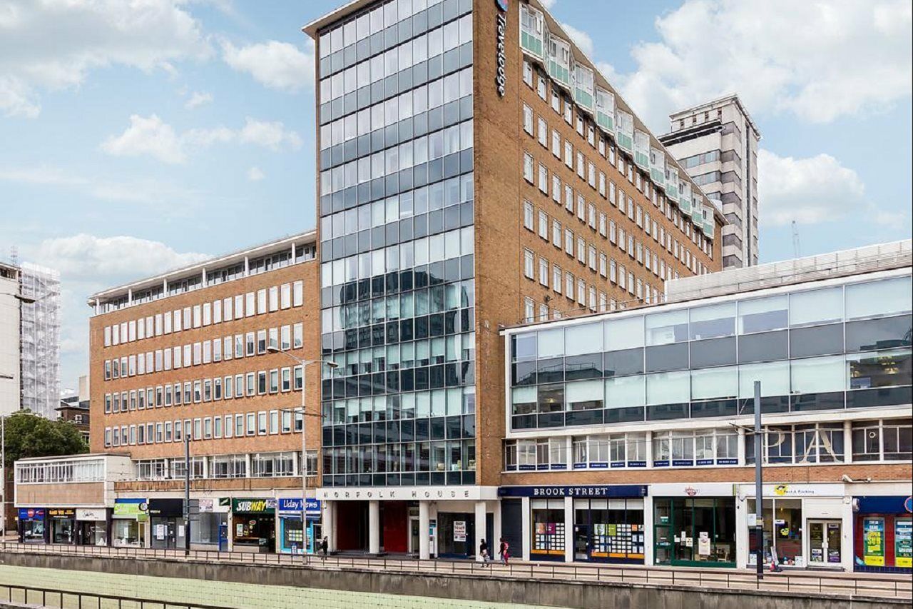 Travelodge Croydon Central Extérieur photo