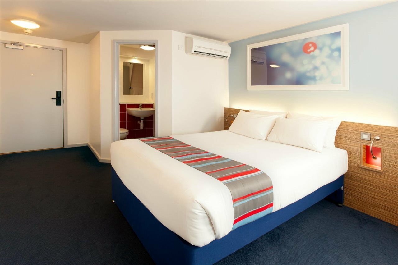 Travelodge Croydon Central Extérieur photo